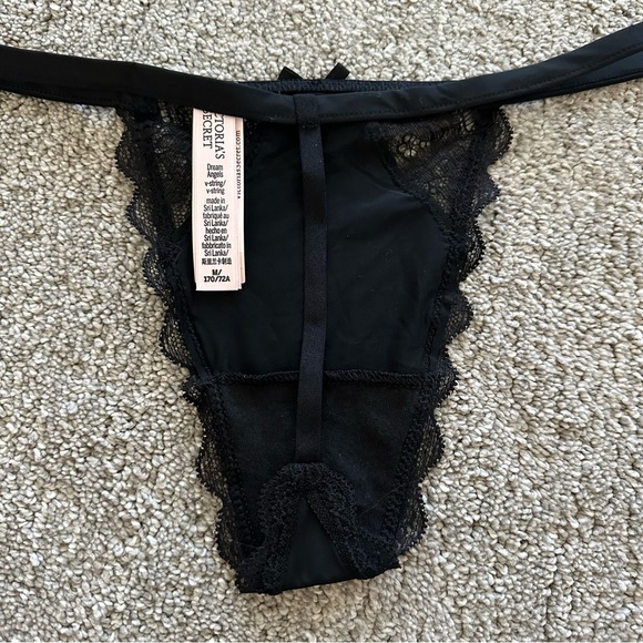 Victoria's‎ Secret Black Dream Angel V-String Panties Size Medium - Picture 6 of 6